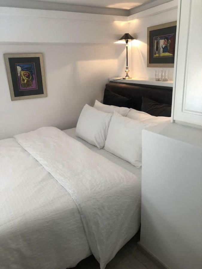 Anemomilos Jacuzzi Suite Corfu  Esterno foto