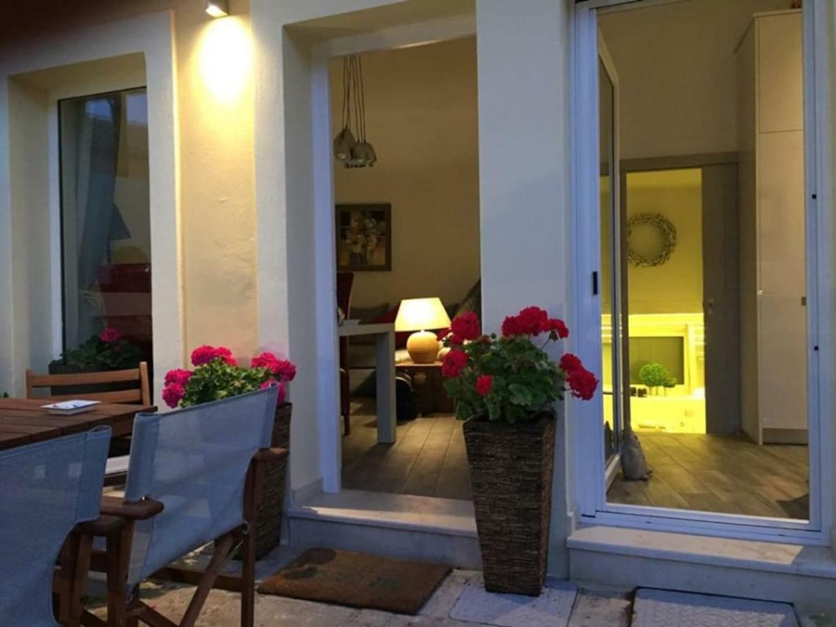 Anemomilos Jacuzzi Suite Corfu  Esterno foto
